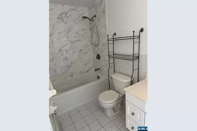 682 Probst Avenue B #B, Fairview, NJ 07022 - Photo 11