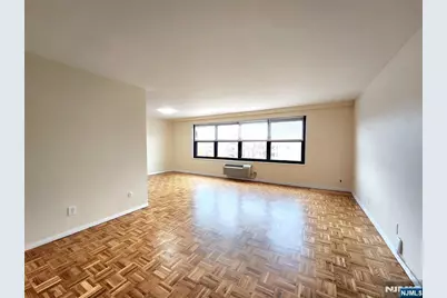 2352 Linwood Avenue 6A #6A, Fort Lee, NJ 07024 - Photo 3