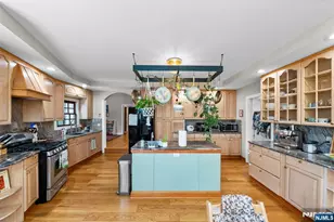 127 Hillside Ave, Cresskill, NJ 07626 - Photo 13