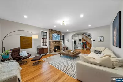 127 Hillside Avenue, Cresskill, NJ 07626 - Photo 5