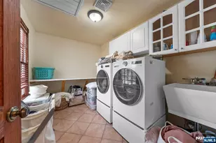 127 Hillside Ave, Cresskill, NJ 07626 - Photo 29