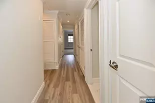 708 Thoreau Ct, Mahwah, NJ 07430 - Photo 21