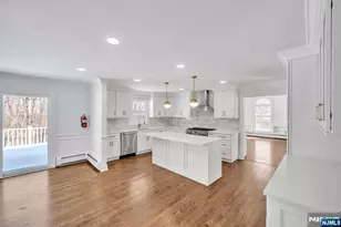 853 Shadow Ridge Rd, Franklin Lakes, NJ 07417 - Photo 9