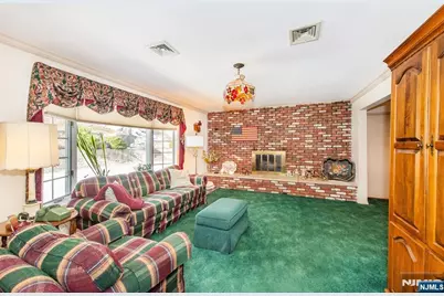 686 Kennedy Drive, Washington Township, NJ 07676 - Photo 9