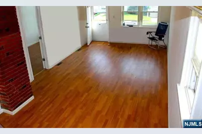 287 Orchard Street, Elmwood Park, NJ 07407 - Photo 13