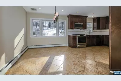 51 Spear Street, Oakland, NJ 07436 - Photo 9