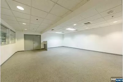450 Commerce Boulevard A #A, Carlstadt, NJ 07072 - Photo 25
