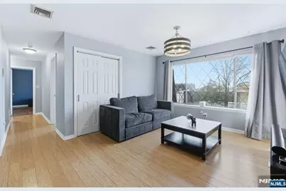 192 Burnett Avenue 15 #15, Maplewood, NJ 07040 - Photo 5