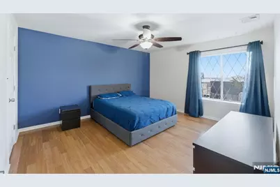 192 Burnett Avenue 15 #15, Maplewood, NJ 07040 - Photo 11