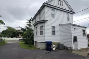 84 Kansas St, Hackensack, NJ 07601 - Photo 3