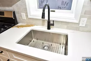 383 Lafayette Ave 1st Floor, Hawthorne, NJ 07506 - Photo 11