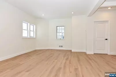 383 Lafayette Avenue 1st Floor #1st Floor, Hawthorne, NJ 07506 - Photo 7