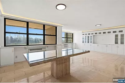7004 Boulevard East 26D #26D, Guttenberg, NJ 07093 - Photo 3