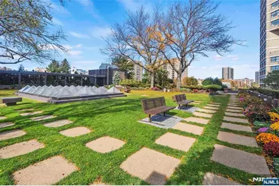 7004 Boulevard East 26D #26D, Guttenberg, NJ 07093 - Photo 29
