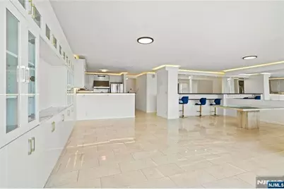 7004 Boulevard East 26D #26D, Guttenberg, NJ 07093 - Photo 17