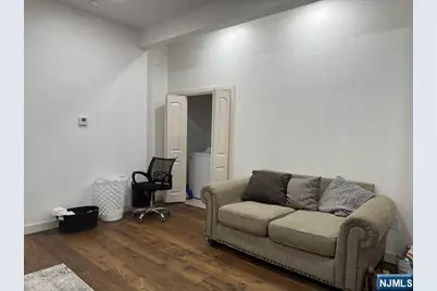 194 Washington Avenue 1 #1, Rutherford, NJ 07070 - Photo 3