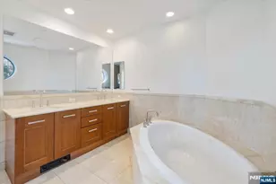 8100 River Road 209, North Bergen, NJ 07047 - Photo 37