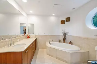 8100 River Road 209 #209, North Bergen, NJ 07047 - Photo 9