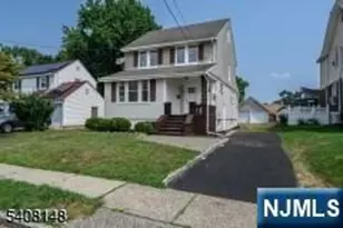 35 Amsterdam Ave, Teaneck Township, NJ 07666 - Photo 1