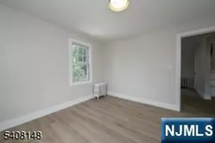 35 Amsterdam Ave, Teaneck Township, NJ 07666 - Photo 7