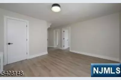 35 Amsterdam Avenue, Teaneck Township, NJ 07666 - Photo 3