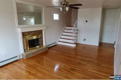 33 Fournier Crescent, Elmwood Park, NJ 07407 - Photo 3