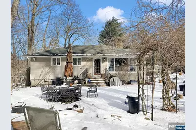 40 Pawnee Avenue, Oakland, NJ 07436 - Photo 11