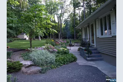 40 Pawnee Avenue, Oakland, NJ 07436 - Photo 1