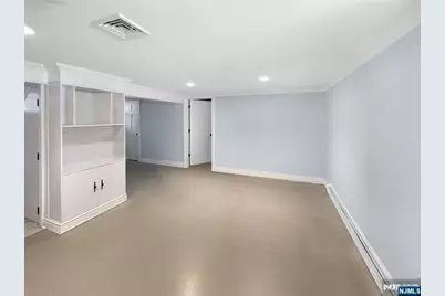 40 Pawnee Avenue, Oakland, NJ 07436 - Photo 7