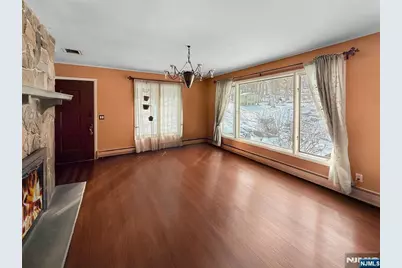 40 Pawnee Avenue, Oakland, NJ 07436 - Photo 3