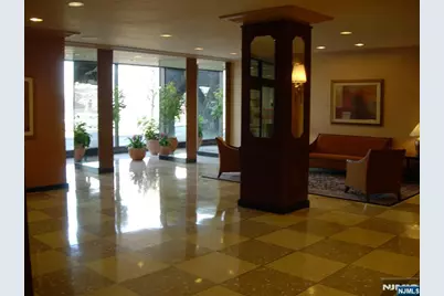 2000 Linwood Avenue 18X #18X, Fort Lee, NJ 07024 - Photo 27