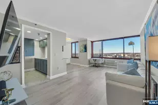 100 Old Palisade Road 3912, Fort Lee, NJ 07024 - Photo 5