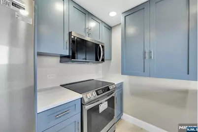 100 Old Palisade Road 3912 #3912, Fort Lee, NJ 07024 - Photo 13