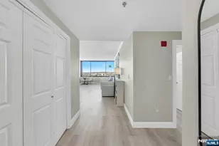 100 Old Palisade Road 3912, Fort Lee, NJ 07024 - Photo 7