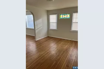 263 Sutton Avenue, Hackensack, NJ 07601 - Photo 3