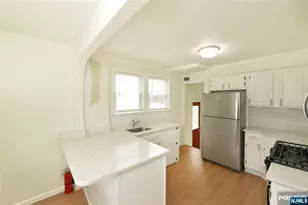 263 Sutton Ave, Hackensack, NJ 07601 - Photo 11