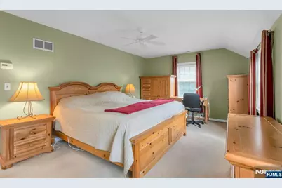 378 Windsor Road, River Edge, NJ 07661 - Photo 27