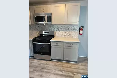 814-816 S 19th Street, Newark, NJ 07108 - Photo 15