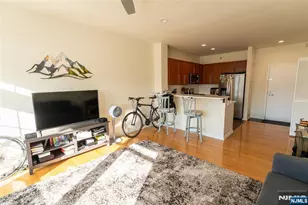 30 Freedomway 406, Jersey City, NJ 07305 - Photo 7