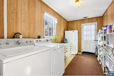 418 Pines Lake Drive, Wayne, NJ 07470 - Photo 33