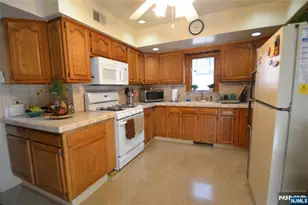 65 Madison Ave, Clifton, NJ 07011 - Photo 13