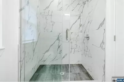 74 Clarendon Place 202 #202, Hackensack, NJ 07601 - Photo 21