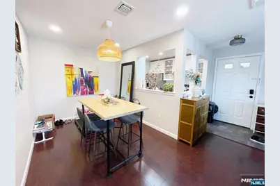 100 Crown Court 473 #473, Edgewater, NJ 07020 - Photo 3