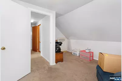 340 Kipp Avenue, Elmwood Park, NJ 07407 - Photo 25