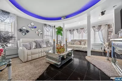 19 Victor Street, Lodi, NJ 07644 - Photo 7