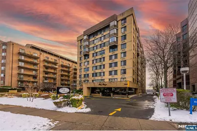 344 Prospect Avenue 2E #2E, Hackensack, NJ 07601 - Photo 1