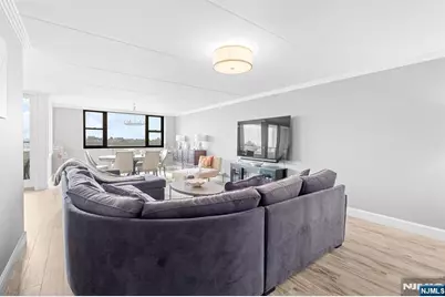 250 Gorge Road 8J #8J, Cliffside Park, NJ 07010 - Photo 11