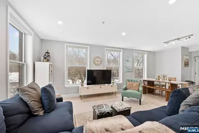 402 9th Street 4A #4A, Hoboken, NJ 07030 - Photo 3