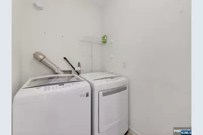 25 Roosevelt Drive, Wood Ridge, NJ 07075 - Photo 45