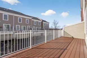 25 Roosevelt Dr, Wood Ridge, NJ 07075 - Photo 7